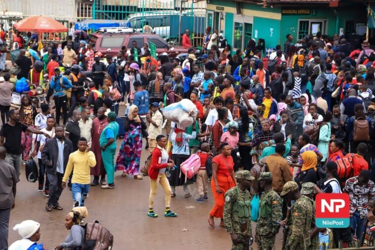 PHOTOS: Current situation at Bus parks as people go for Xmas in villages PHOTOS: Current situation at Bus parks as people go for Xmas in villages
