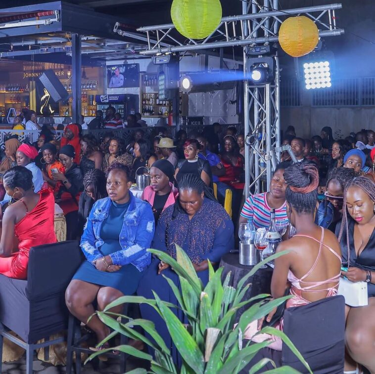 Video: Geosteady’s baby mamas fight for him on stage with cash Video: Geosteady’s baby mamas fight for him on stage with cash