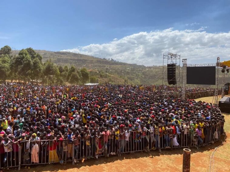 PHOTOS: Where does this leave Bobi Wine and NUP? Millions gather for Muhoozi’s visit in Sebei PHOTOS: Where does this leave Bobi Wine and NUP? Millions gather for Muhoozi’s visit in Sebei