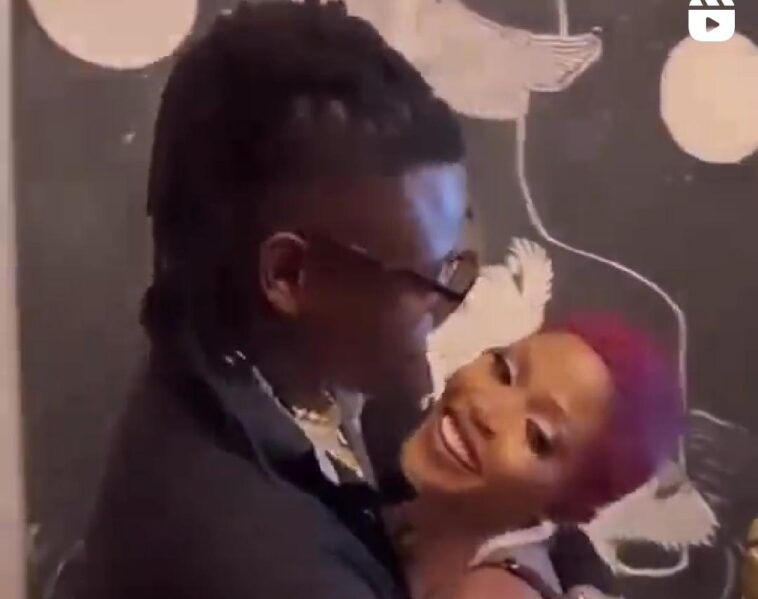 VIDEO: Pallaso shows off new girlfriend in lovey dovey way VIDEO: Pallaso shows off new girlfriend in lovey dovey way