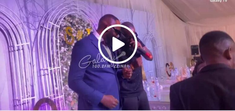 VIDEO: Watch Eddy Kenzo teaching Dr. Hamza how to dance VIDEO: Watch Eddy Kenzo teaching Dr. Hamza how to dance