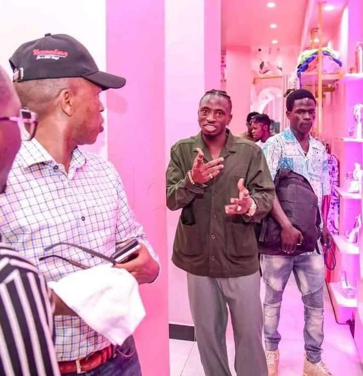 VIDEO: Frank Gashumba denies facing Sheila Gashumba’s ‘Muyayu’ boyfriend Rickman Manrick VIDEO: Frank Gashumba denies facing Sheila Gashumba’s ‘Muyayu’ boyfriend Rickman Manrick
