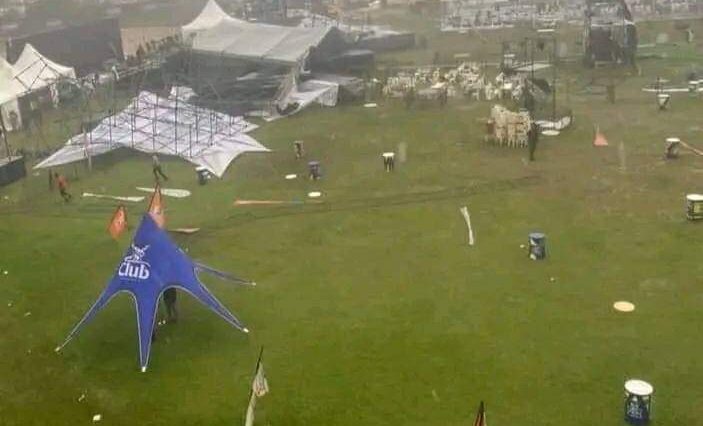 VIDEO: Jose Chameleon’s ‘Gwanga mujje’ concert stage down due to rainfall