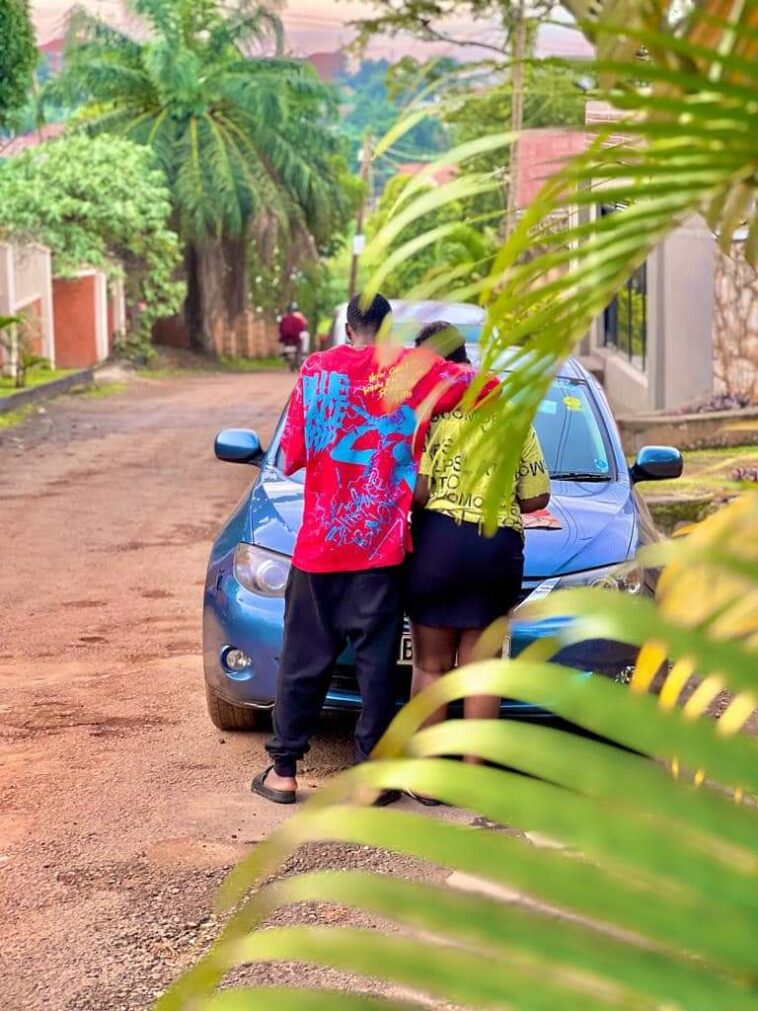 PHOTOS: Singer Vyroota spotted with sugar mummy PHOTOS: Singer Vyroota spotted with sugar mummy