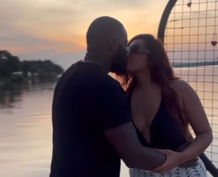 VIDEO: Love in the air – Anitah Fabiola and hubby make lakeside pact VIDEO: Love in the air – Anitah Fabiola and hubby make lakeside pact