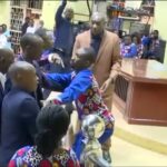 VIDEO: Pastor Kakande performs another bizarre fruit miracle VIDEO: Pastor Kakande performs another bizarre fruit miracle