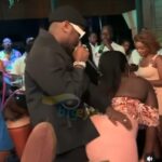 VIDEO: Female fan leaves Ykee Benda with a horn in his trousers VIDEO: Female fan leaves Ykee Benda with a horn in his trousers