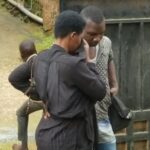 Video: Man refuses to pay girlfriend after chewing her Video: Man refuses to pay girlfriend after chewing her