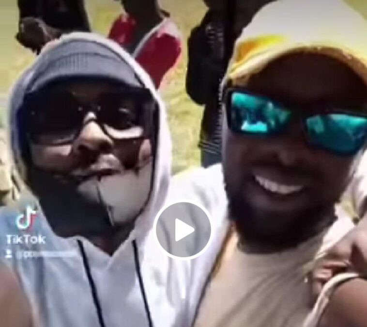 VIDEO: Happiness as Eddy Kenzo finally reaches out to producer Didi VIDEO: Happiness as Eddy Kenzo finally reaches out to producer Didi