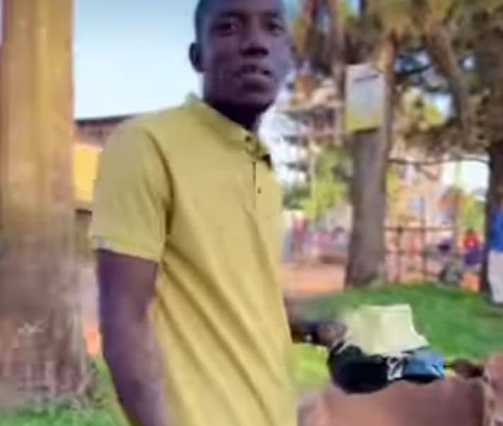 VIDEO: Ugandans are not serious- watch as man jokes with a cow in the city VIDEO: Ugandans are not serious- watch as man jokes with a cow in the city