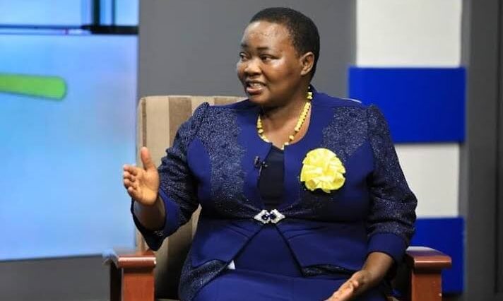 VIDEO: Okwepicha in progress between PM Nabbanja and locals