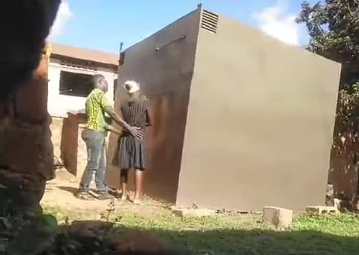 VIDEO: Couple nabbed chewing themselves behind house VIDEO: Couple nabbed chewing themselves behind house